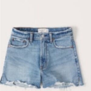 Abercombie 90s relaxed cutt off shorts high rise